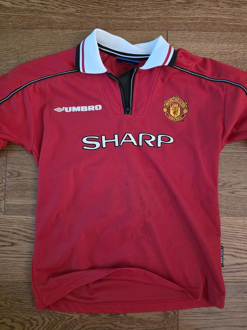Kids Umbro Manchester United Red Short-Sleeve Soccer Jersey